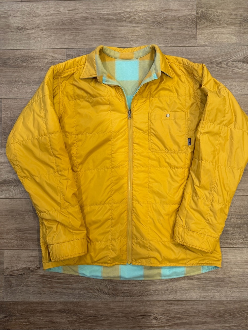 Men’s Patagonia REVERSIBLE Yellow Quilted Zip Shirt Jacket